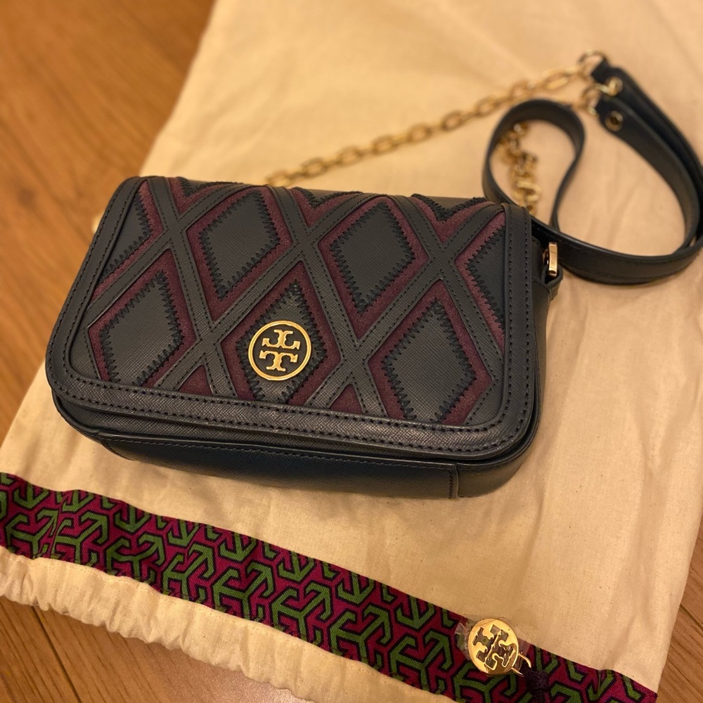 Tory Burch Robinson Patchwork Chain Mini Bag in PURPLE MOSTO/NIGHT SKY